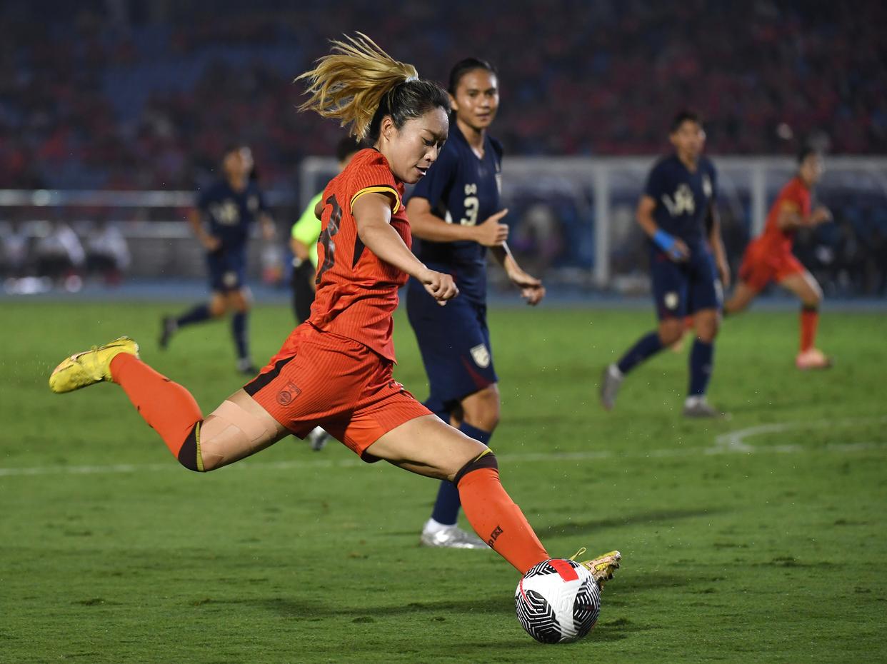 中国女足再现神勇，赢得比赛