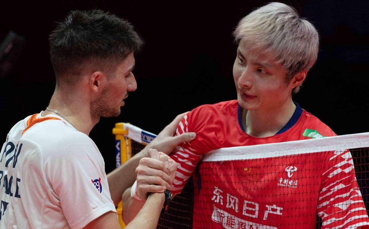 马来西亚队完胜丹麦队，石宇奇统治全场